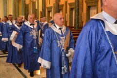 c16